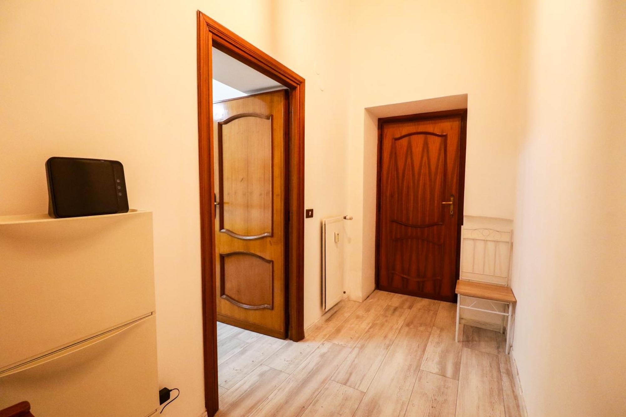 Casa Angelina - Appartamento Zona Sangiovanni Rome Bagian luar foto