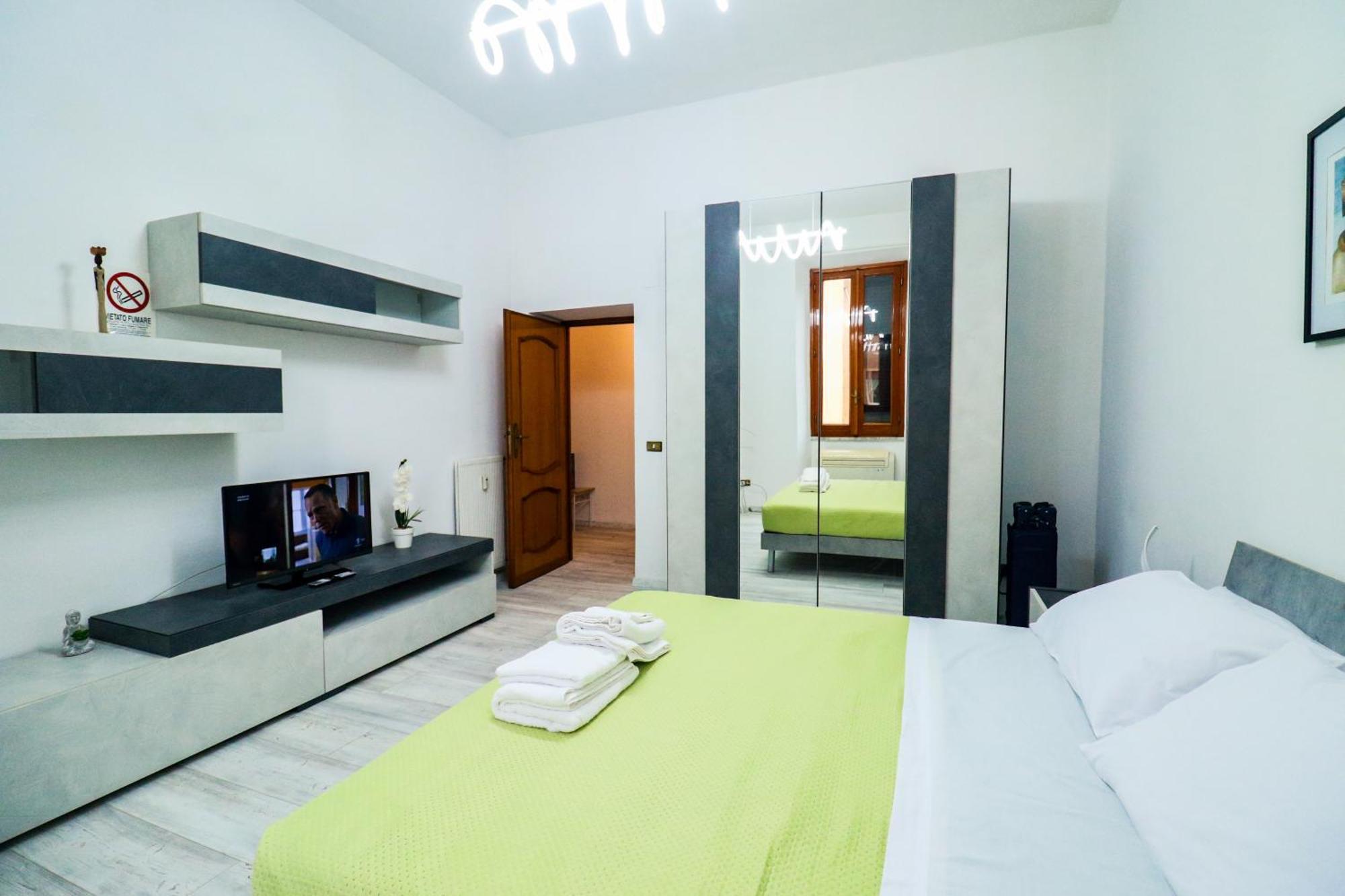 Casa Angelina - Appartamento Zona Sangiovanni Rome Bagian luar foto